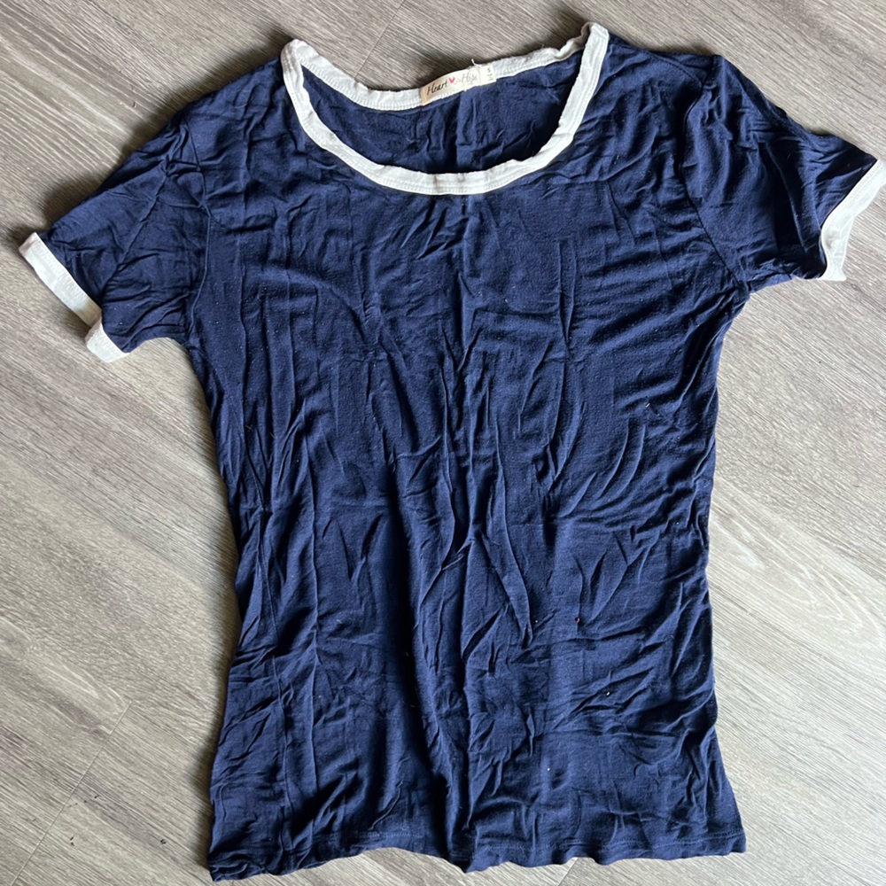 Heart & Hips Navy Short Sleeve Tee with White Edges